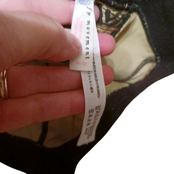 FP Movement Free People Leggings Ladies XS Brown Black Abstract Straight Leg - Picture 3 of 7